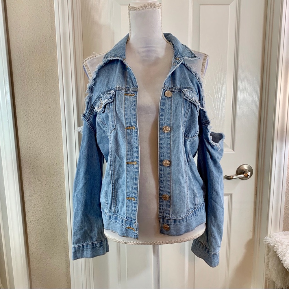 FOREVER 21 Jean Jacket Open-shoulder